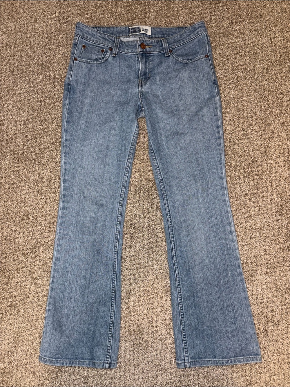 Levi's Low Rise Women's Light Wash Boot Cut Jeans